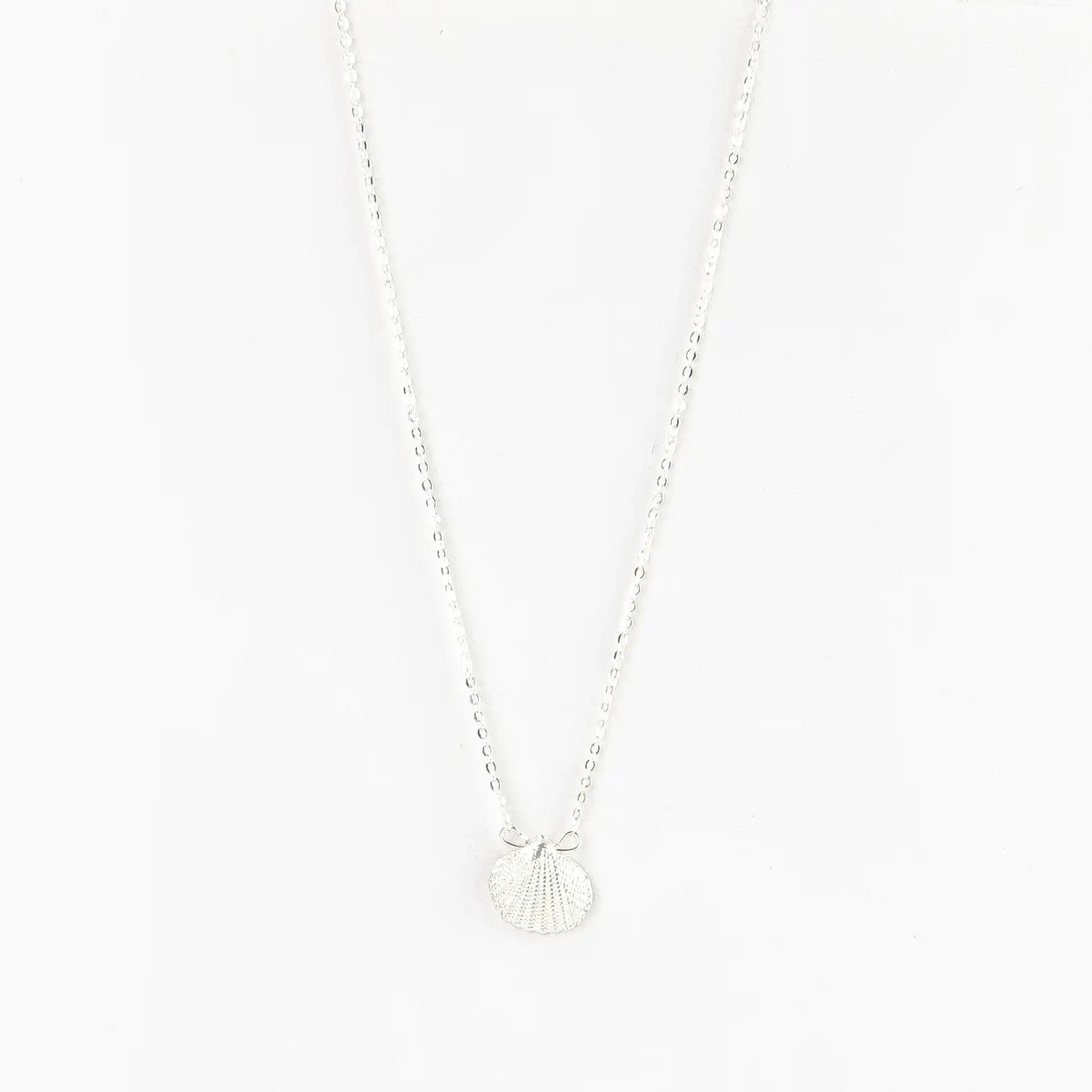 Asri Seashell Necklace - Pineapple Island