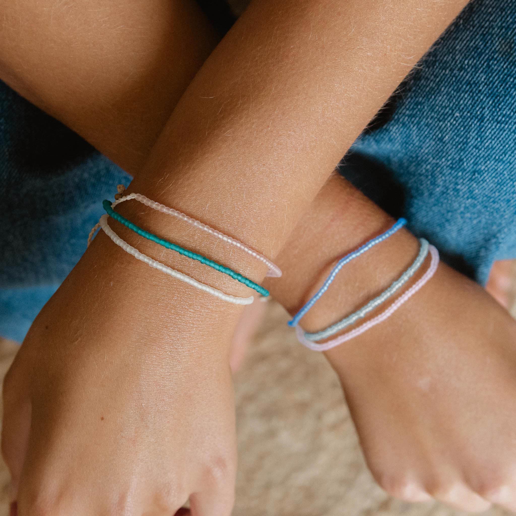 Ka'anapali Frosted Glass Beaded Bracelet - Pineapple Island