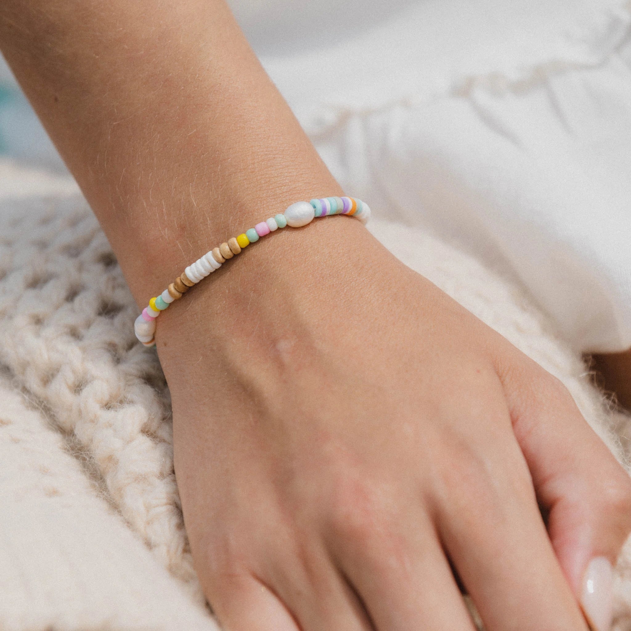 Mentawai Islands Surfer Pearl Bracelet - Pineapple Island