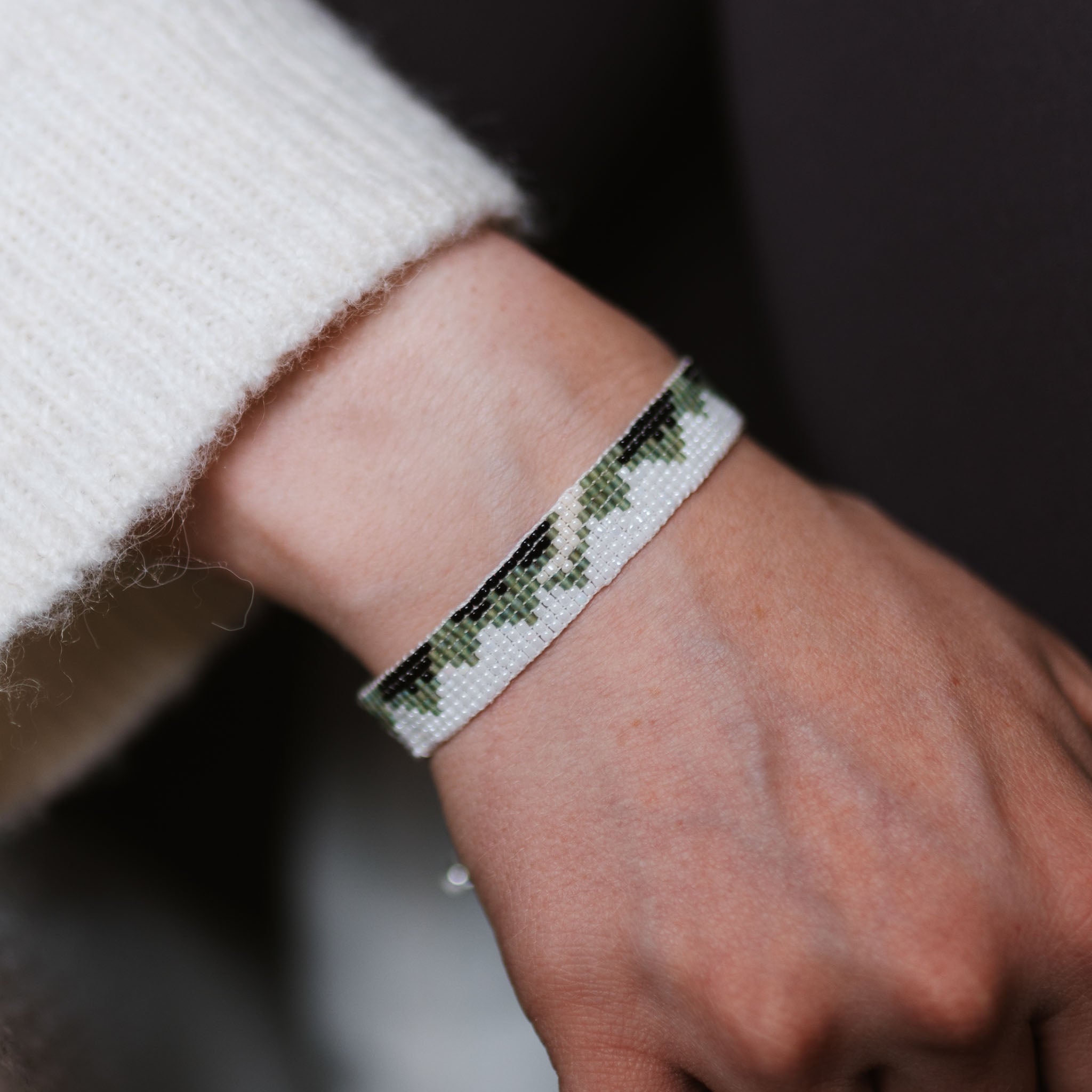 Vebier Mountains Woven Beaded Bracelet