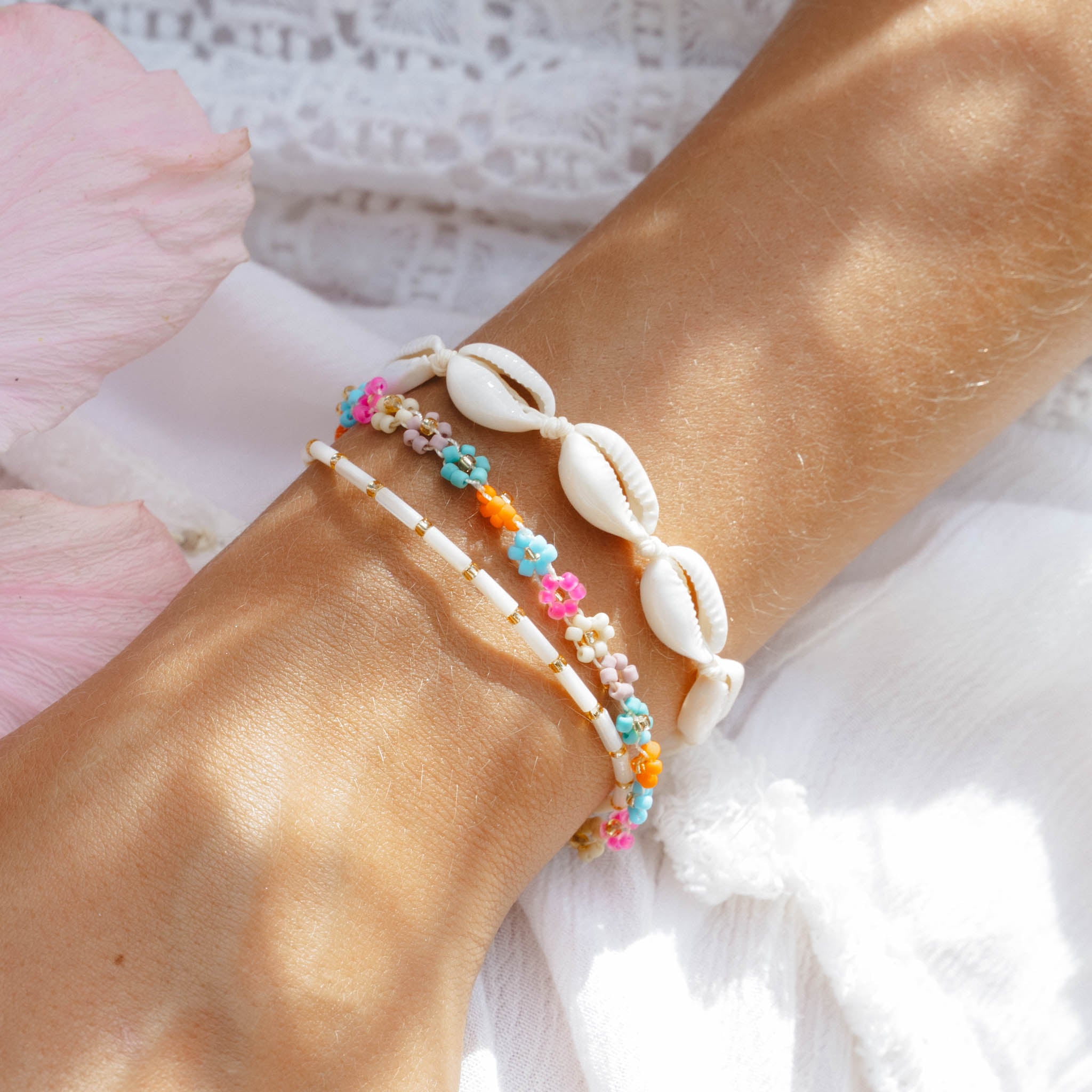 Beach Daisy Trio Bracelet Set - Pineapple Island