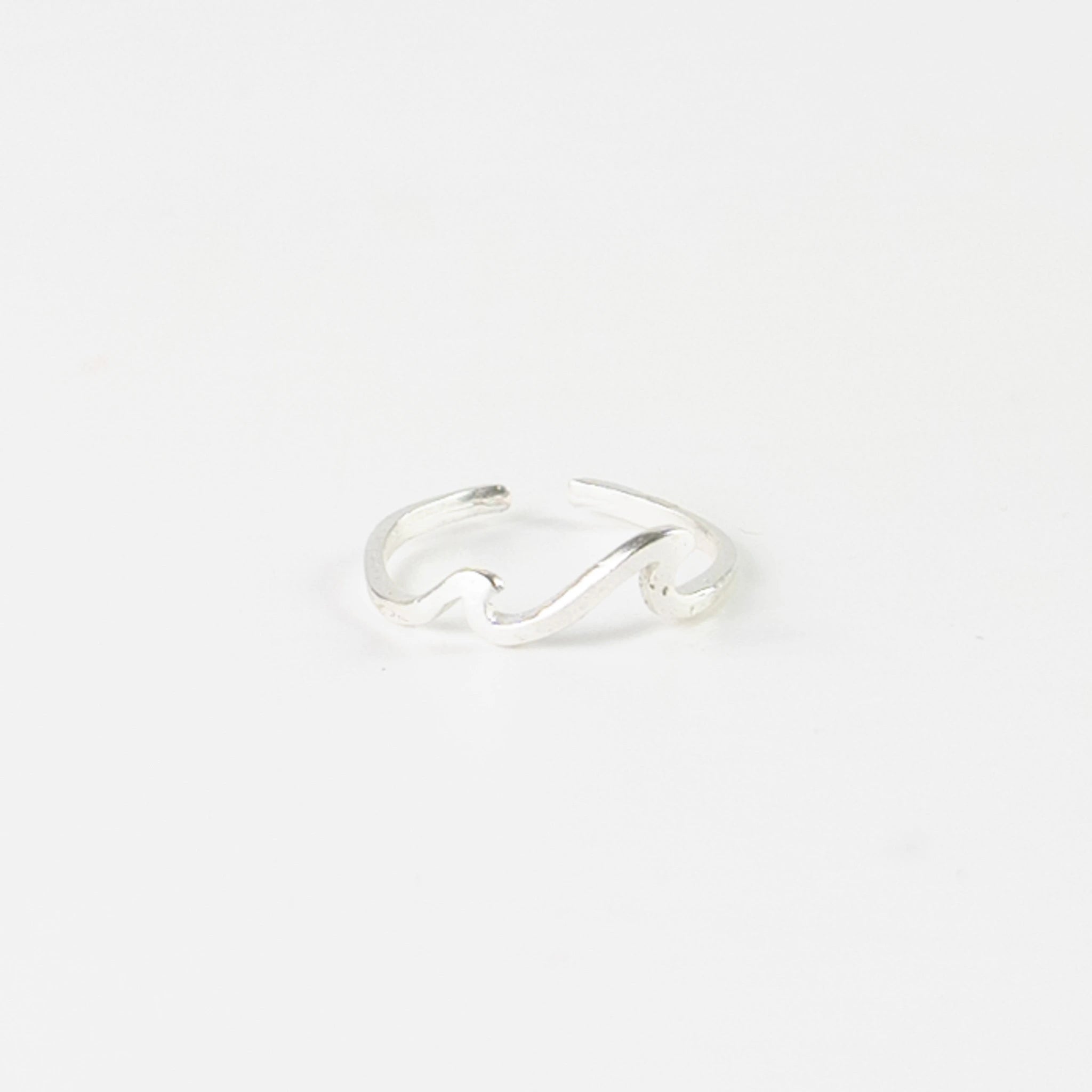 Surfer Girl Double Wave Toe Ring - Pineapple Island