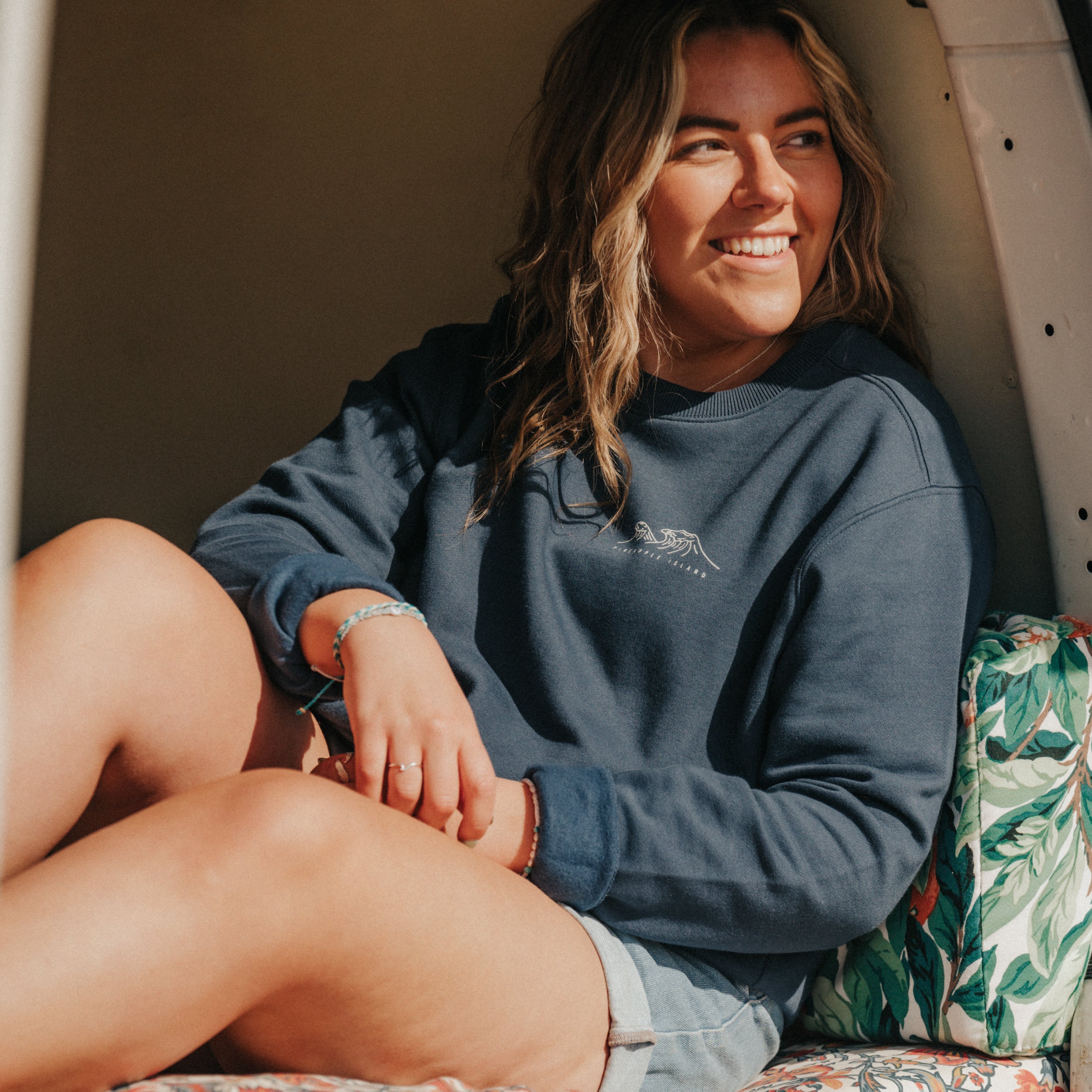 Surfer Soul Organic Sweatshirt - Pineapple Island