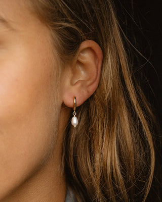 Freshwater Pearl Hoop Earrings - Pineapple Island