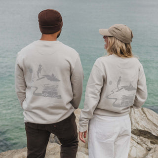 Travel Free Organic Sweatshirt - Pineapple Island