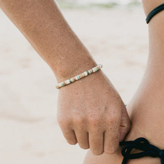 Laut Turquoise & Wood Beaded Bracelet - Pineapple Island