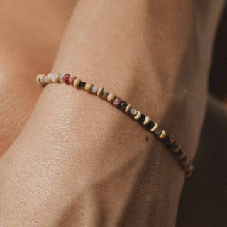Lake Waiau Natural Stone & Wood Bracelet - Pineapple Island