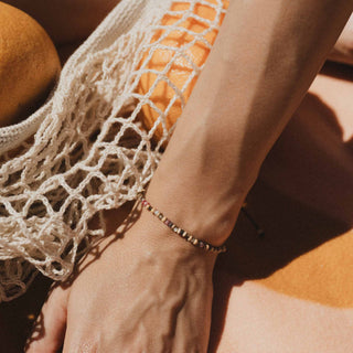 Lake Waiau Natural Stone & Wood Bracelet - Pineapple Island