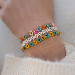 Kelopak Daisy Chain Beaded Bracelet - Pineapple Island