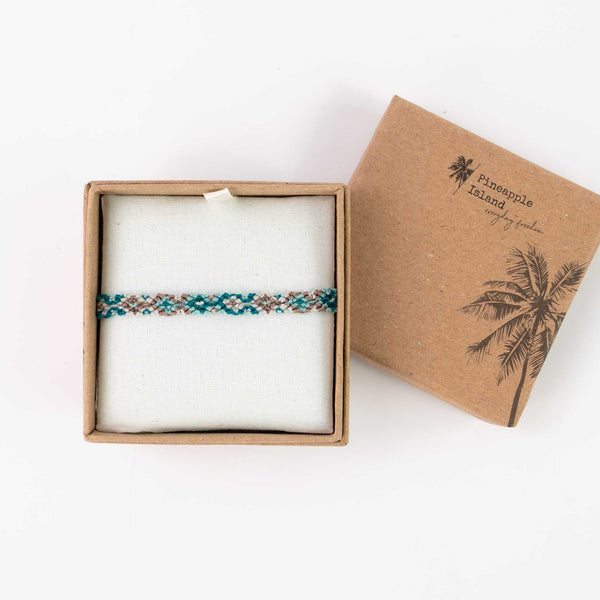 Medium Gift Box - Pineapple Island