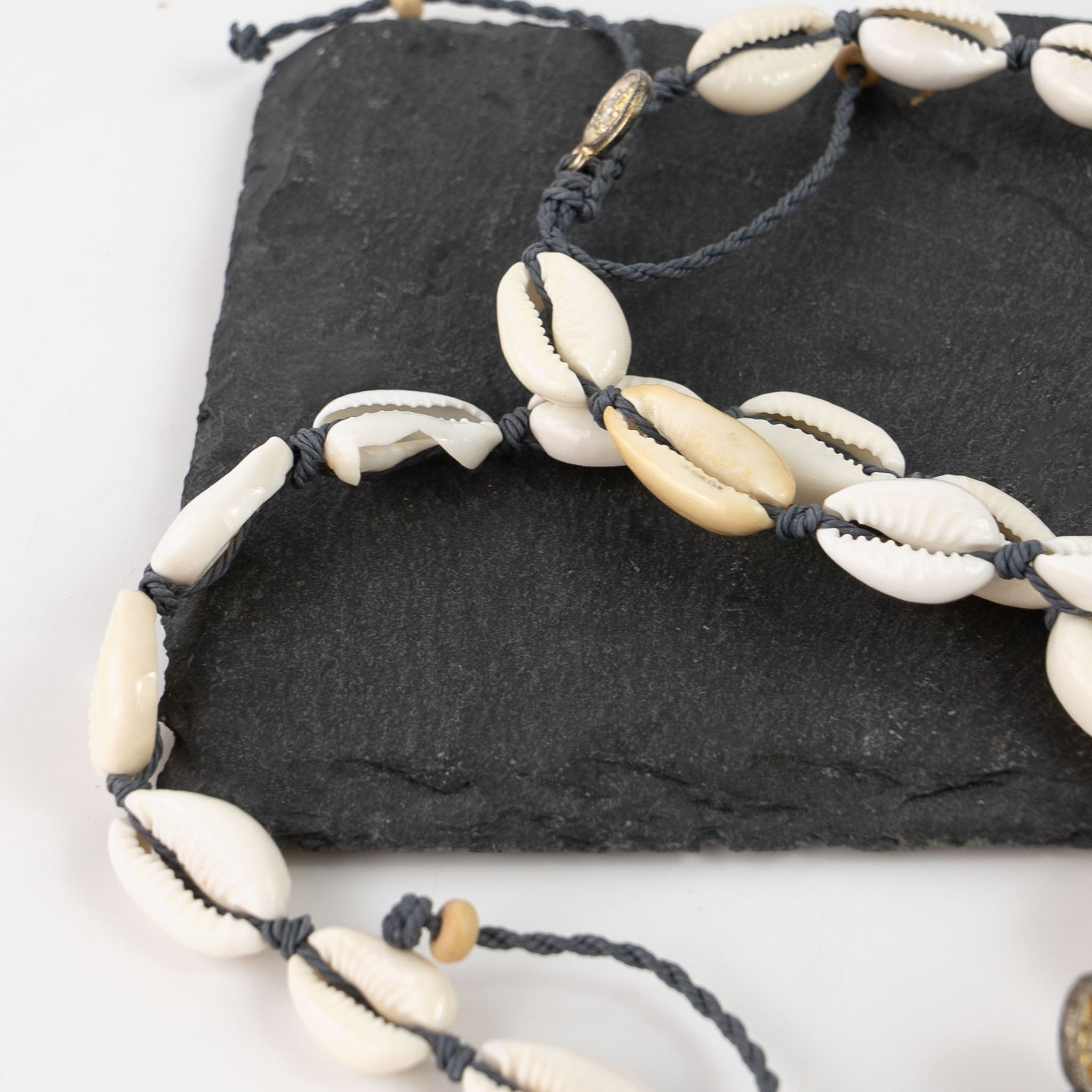 IMPERFECT Livadi Cowrie Shell Anklet - Pineapple Island