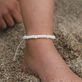 Madasari Beach Mother of Pearl Anklet - Pineapple Island