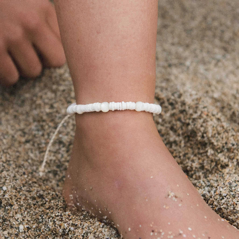 Madasari Beach Mother of Pearl Anklet - Pineapple Island