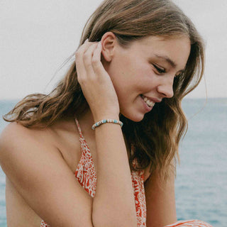 Manta Point Surfer Bracelet - Pineapple Island