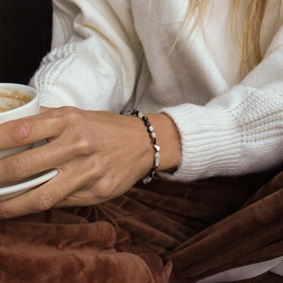 Free Ride Shell Bracelet