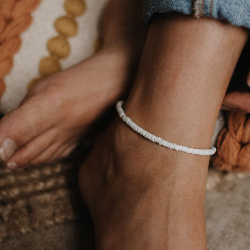 Padangbai Puka Shell Anklet