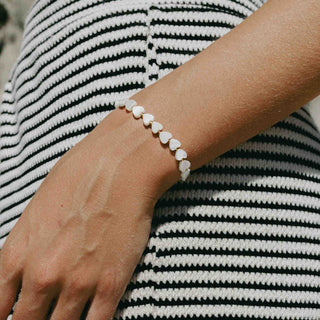 Mother of Pearl Heart Bracelet - Pineapple Island