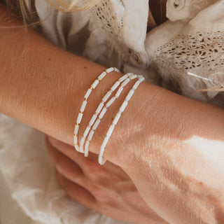 Cahaya Mother of Pearl Beaded Elastic Bracelet