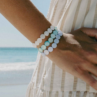Mother of Pearl Disc Bracelet - Pineapple Island