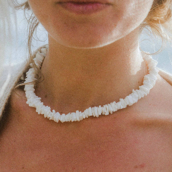 Gili Puka Shell Necklace - White