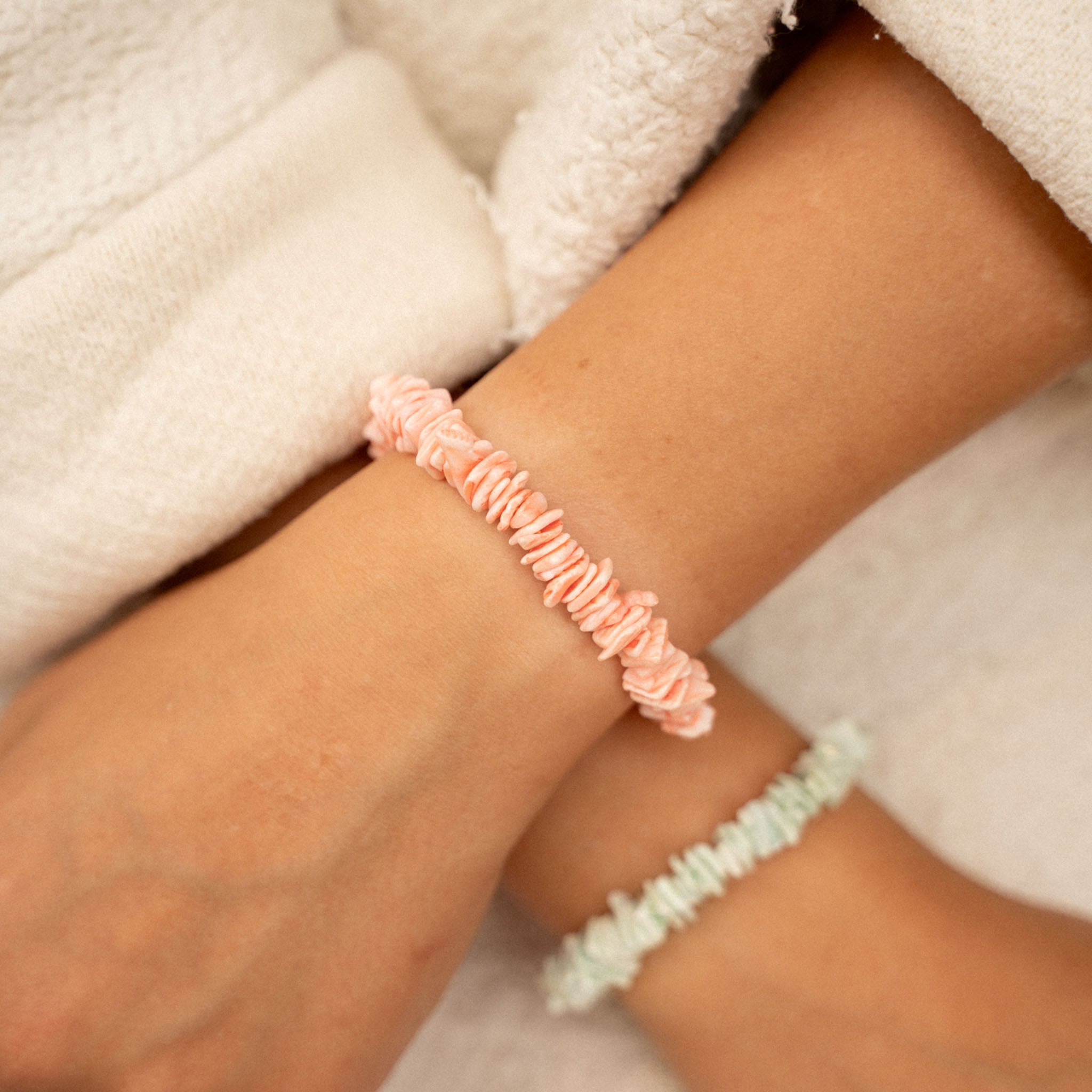 Halawa Bay Shell Bracelet