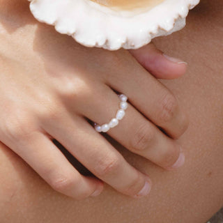 Pdang Pearl Stretch Ring - Pineapple Island