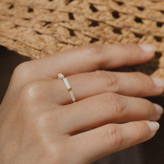 Cahaya Mother of Pearl Stretchy Ring - Pineapple Island
