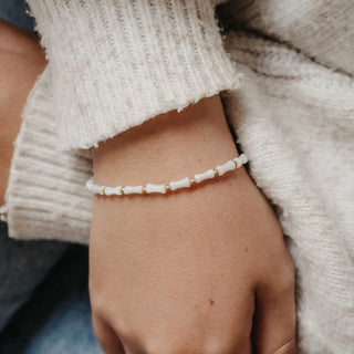 Mother of Pearl Bracelet - Pineapple Island