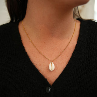 Cowrie Shell Chain Necklace - Pineapple Island