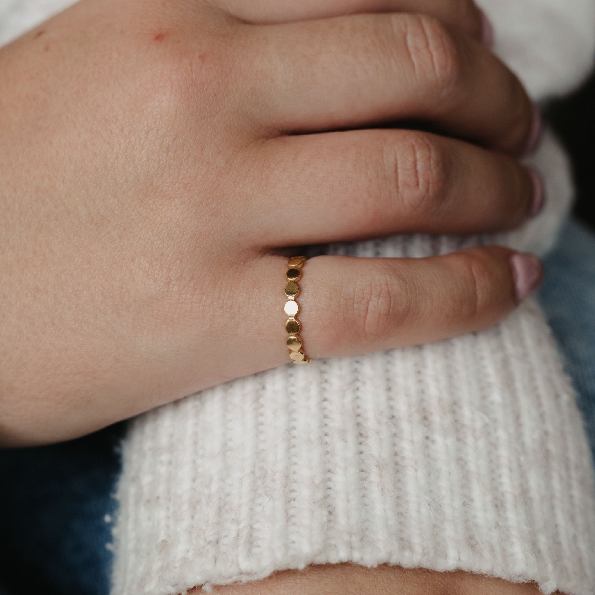 Dainty Dot Ring