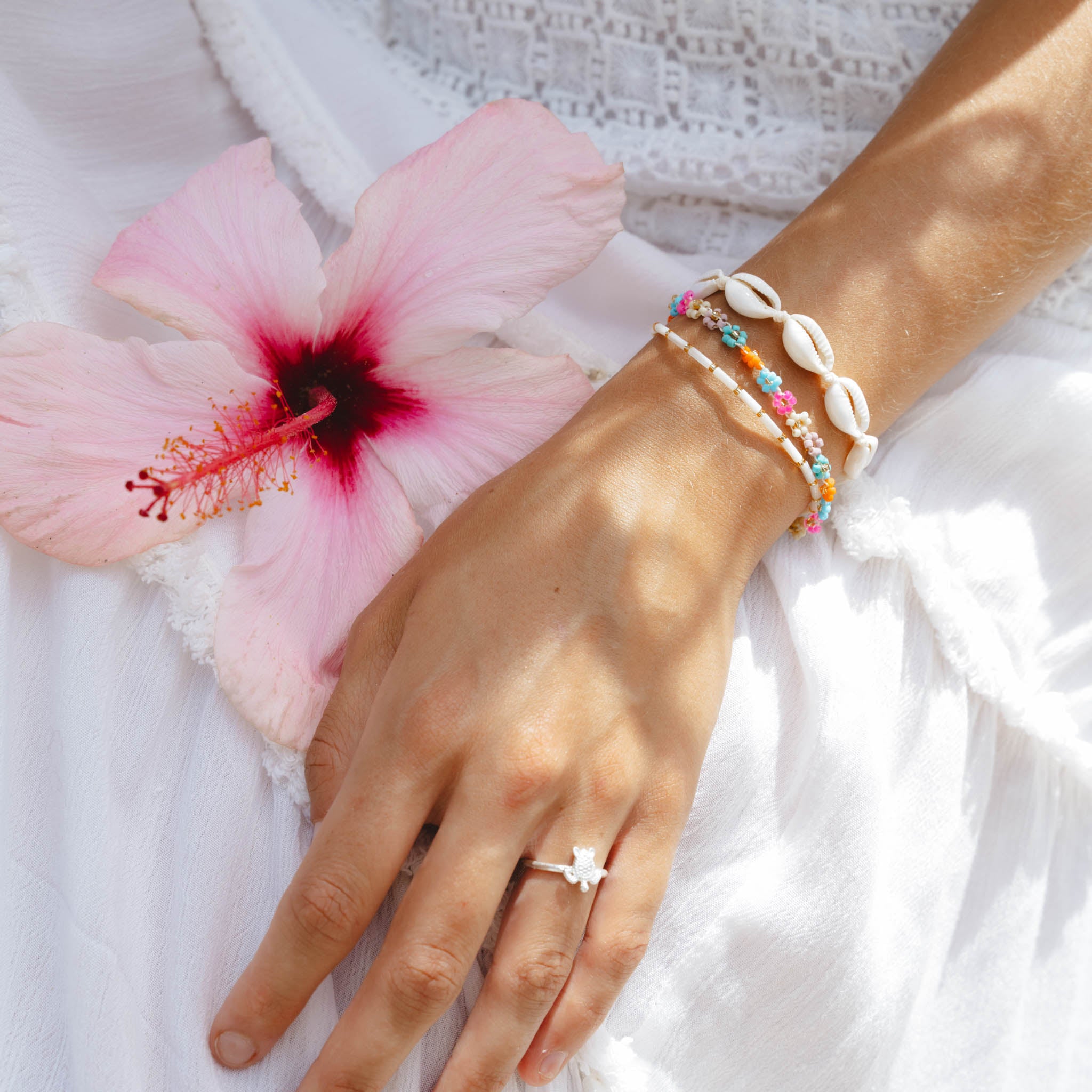 Beach Daisy Trio Bracelet Set - Pineapple Island