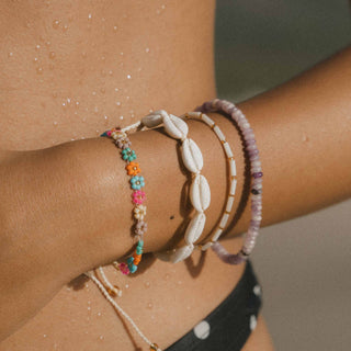 Amethyst, shell & flower bracelet set - Pineapple Island