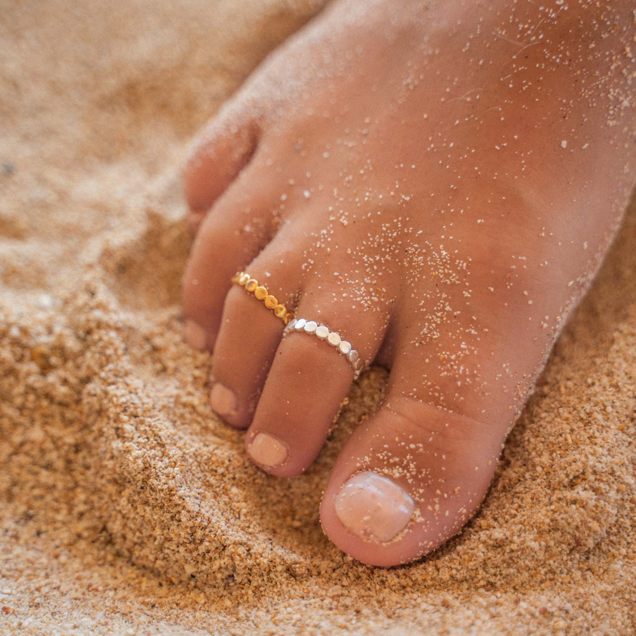 Dainty Dot Silver Plated Toe Ring - Pineapple Island