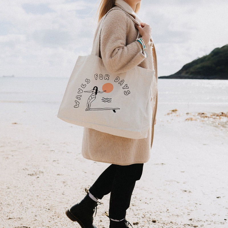 Waves For Days Tote Bag - Pineapple Island
