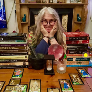 Tarot & Beads Social